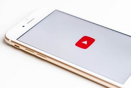 YouTube sur smartphone