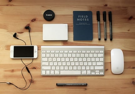 clavier sur un bureau