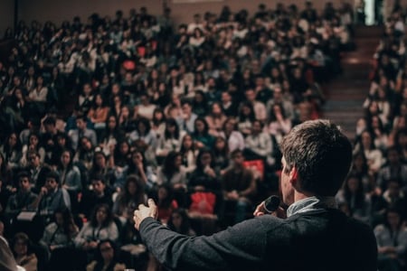 conférencier